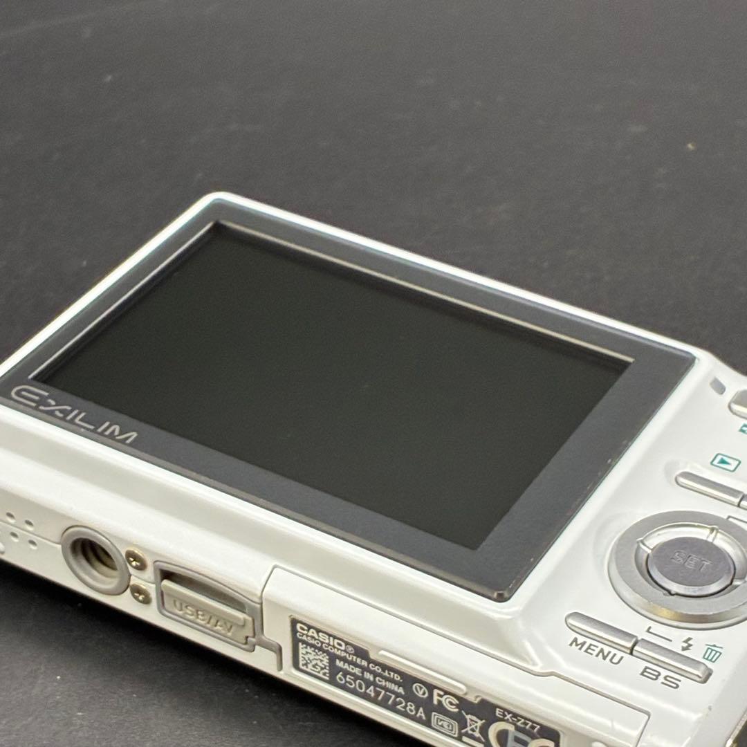 【動作OK】CASIO EXILIM EX-Z77 ホワイト カシオ　デジカメ