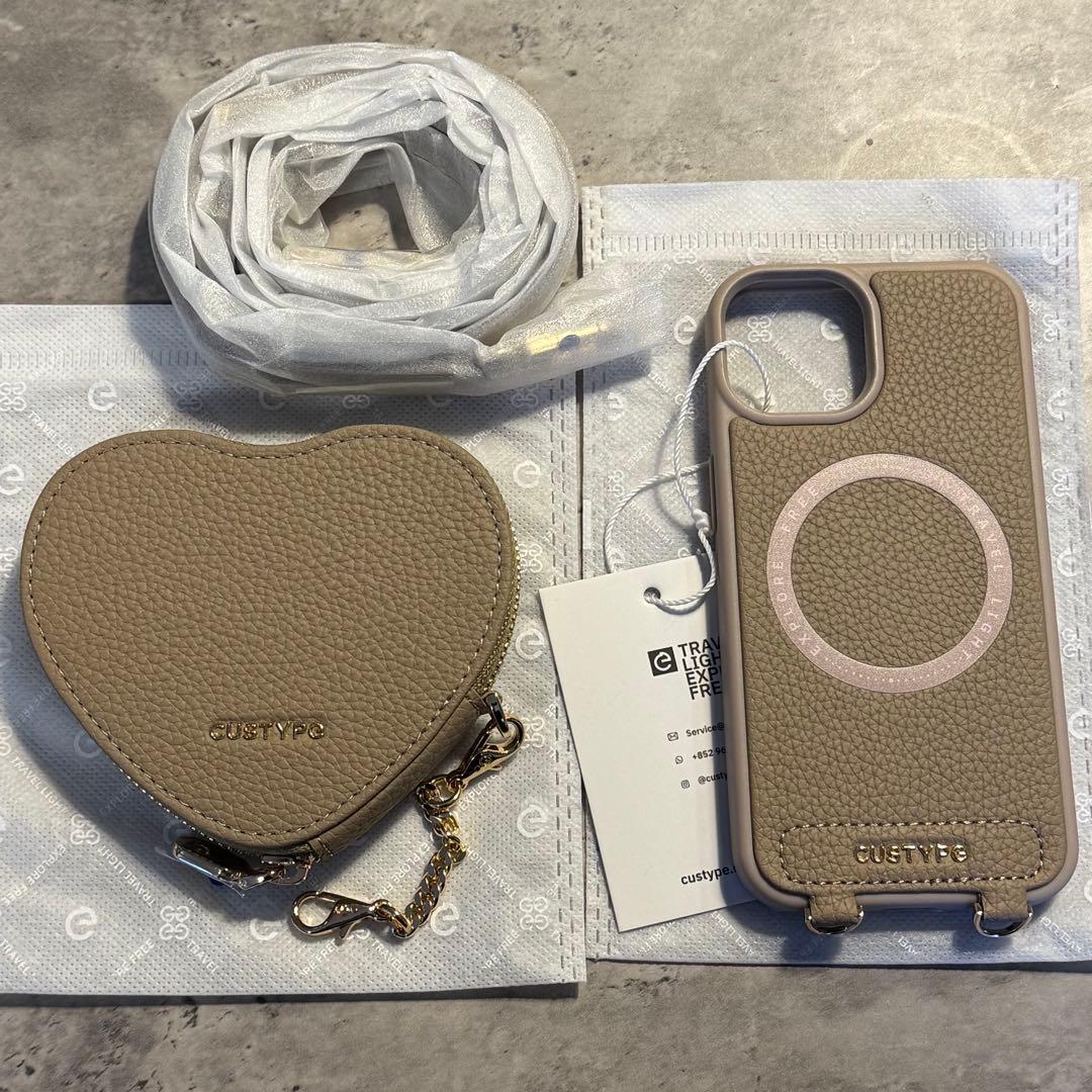 新品 CUSTYPE iPhone13.14.15 ケース ベージュ