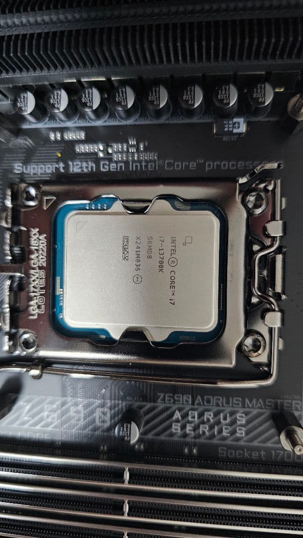 Core i7 13700K·Z690 AORUS MASTER