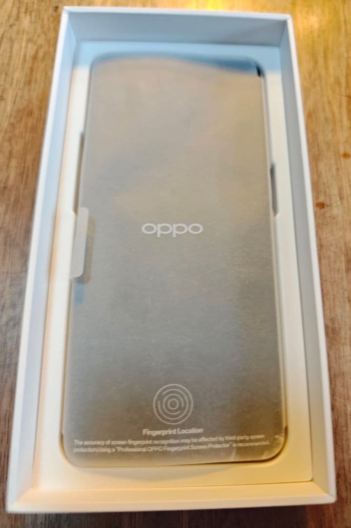極美品 OPPO Reno9 A ムーンホワイト