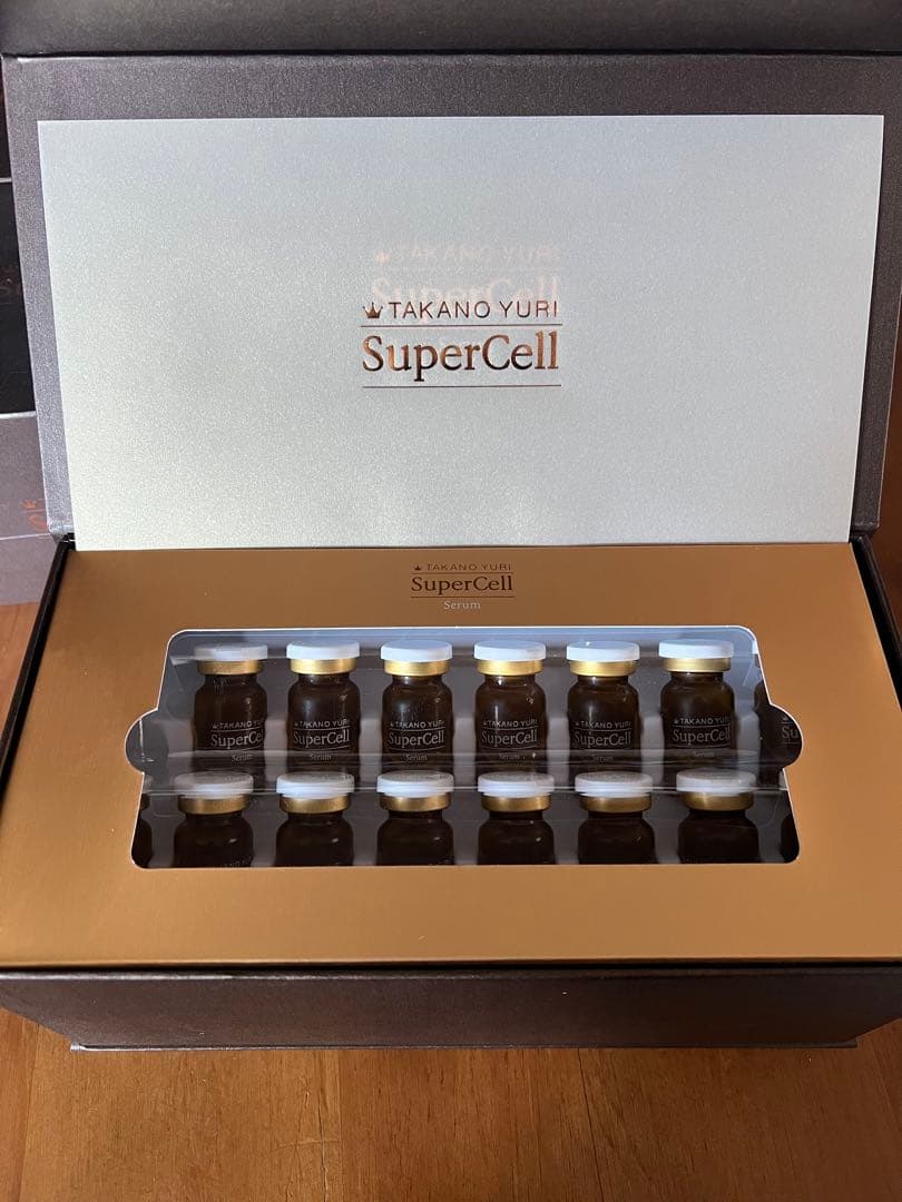 TAKANO YURI SuperCell Serum 1箱
