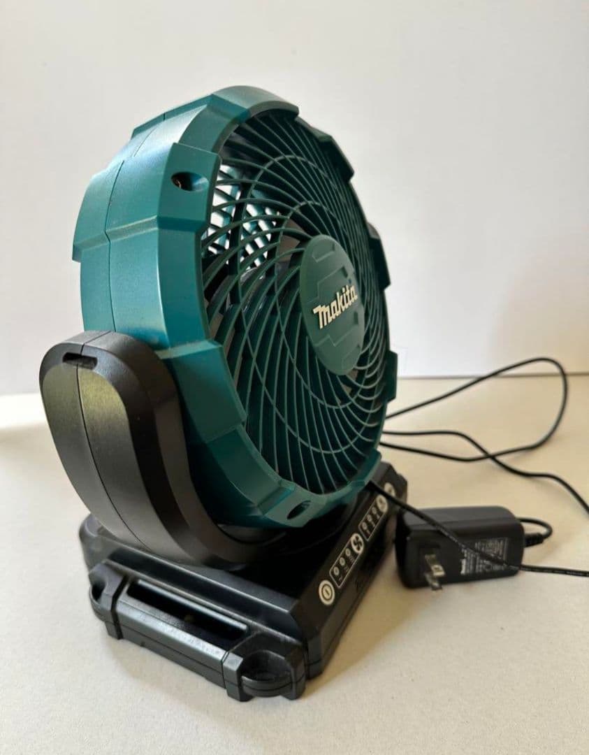 Makita サーキュレーター ACアダプター付き　マキタ　扇風機