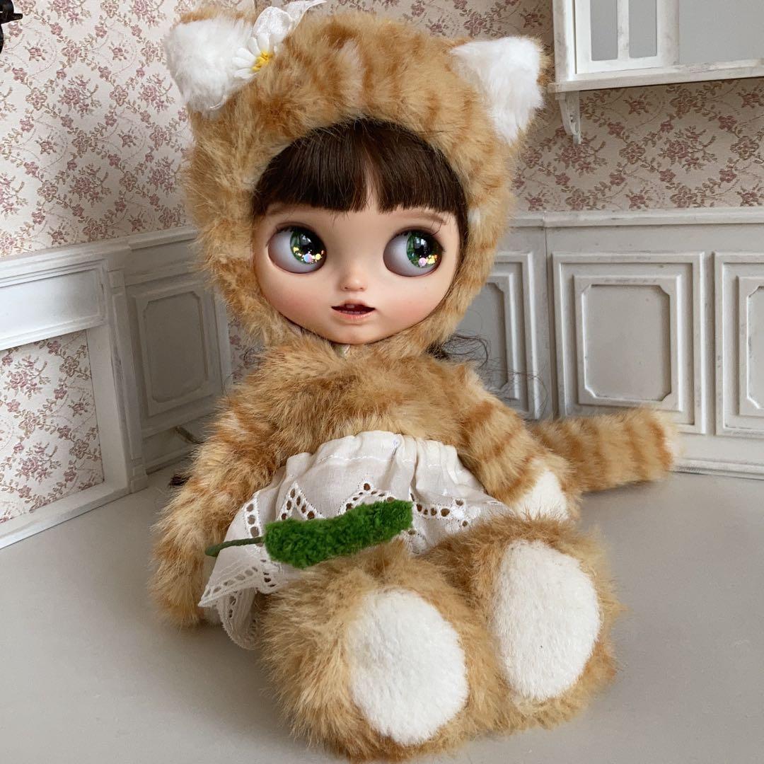 ブライスアウトフィット　着ぐるみトラネコちゃん（茶トラ）
