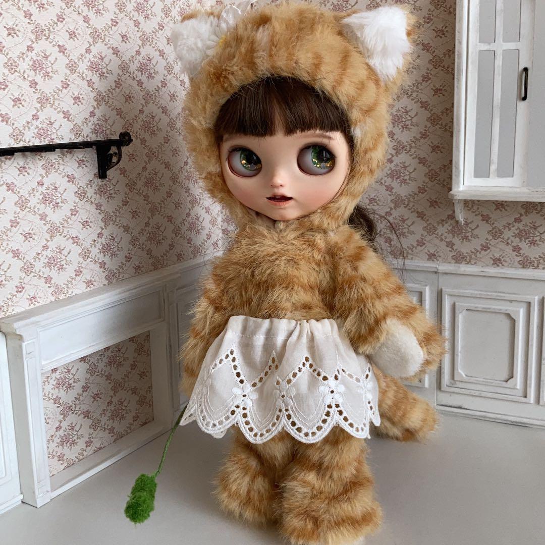ブライスアウトフィット　着ぐるみトラネコちゃん（茶トラ）