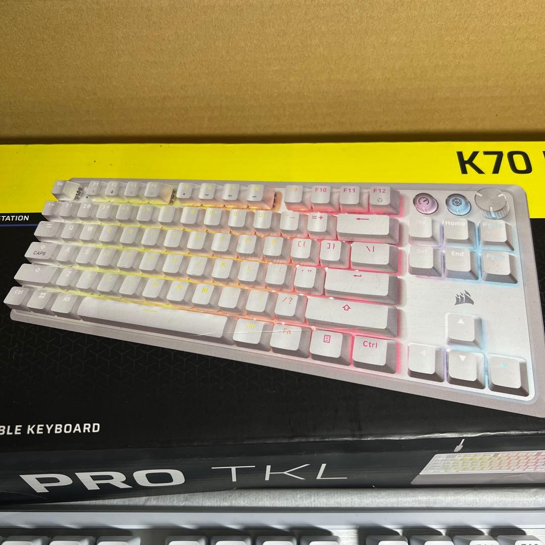 Corsair K70 PRO TKL パームレストなし