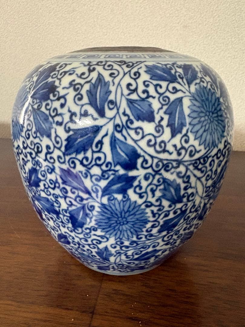 中国の花瓶　壺　青花磁器　染付 569g
