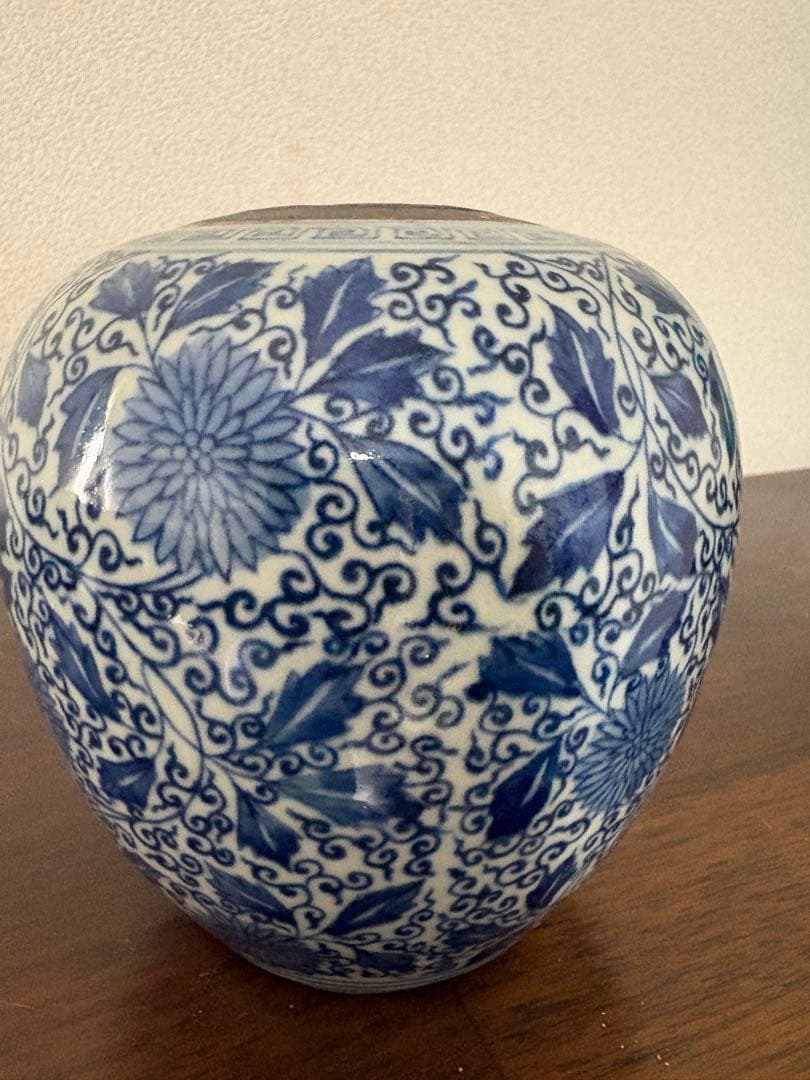 中国の花瓶　壺　青花磁器　染付 569g