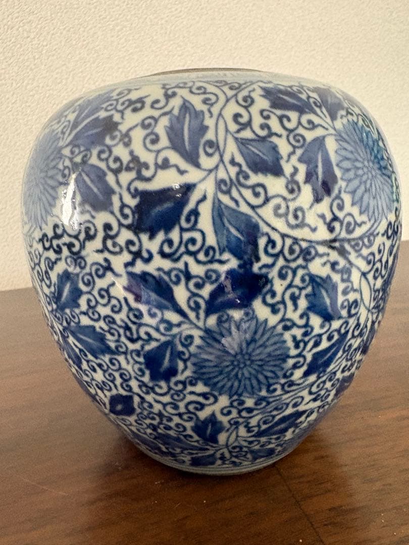 中国の花瓶　壺　青花磁器　染付 569g