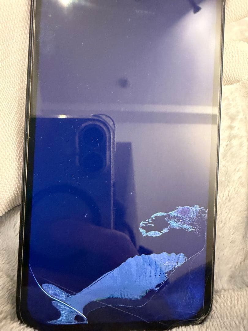 iPhone12 128GB ブラック SIMフリー 付属品有 画面一部ダメージ