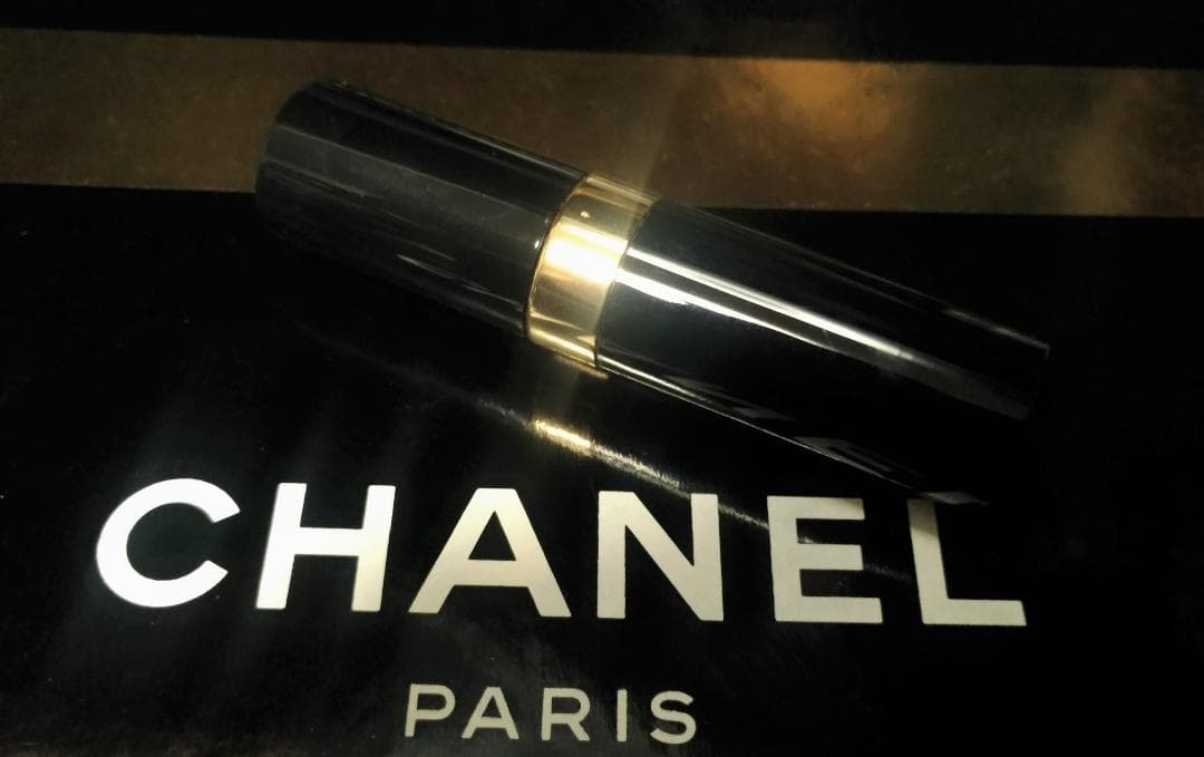 新品 CHANEL 限定品 携帯 収納式 ブレンディングブラシ 天然毛 シャネル