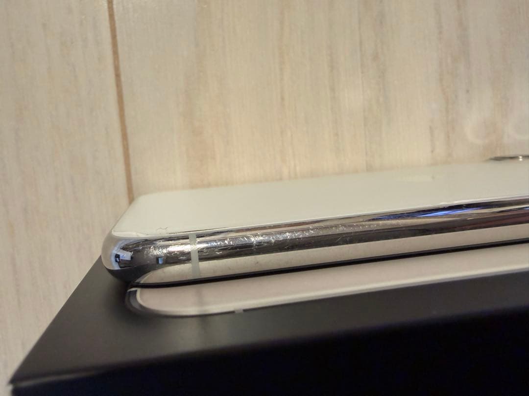iPhone11pro シルバー