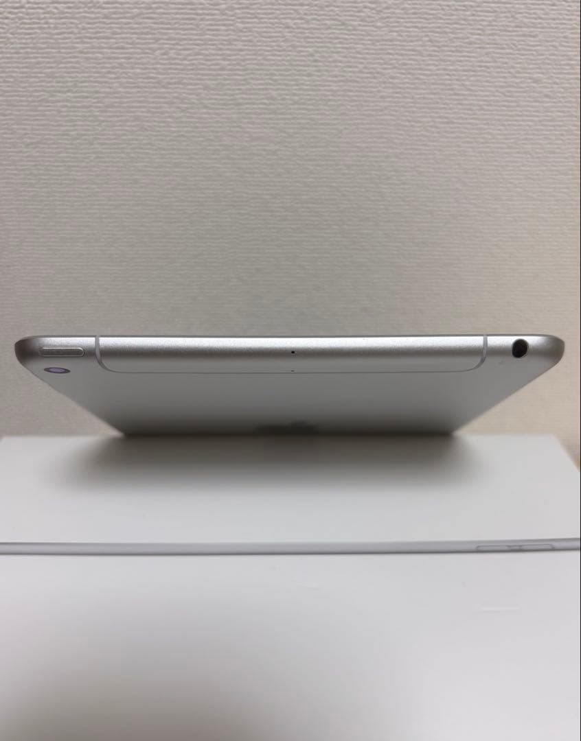 Apple iPad mini5 Wi-Fi+Cell/au 64GB 箱有