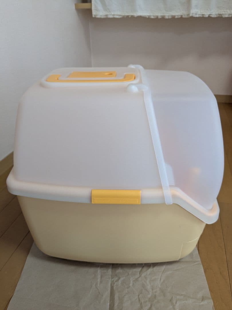 アイリスオーヤマ 楽ちん猫トイレ 廃盤品（猫砂用消臭ビーズの移り香あり）