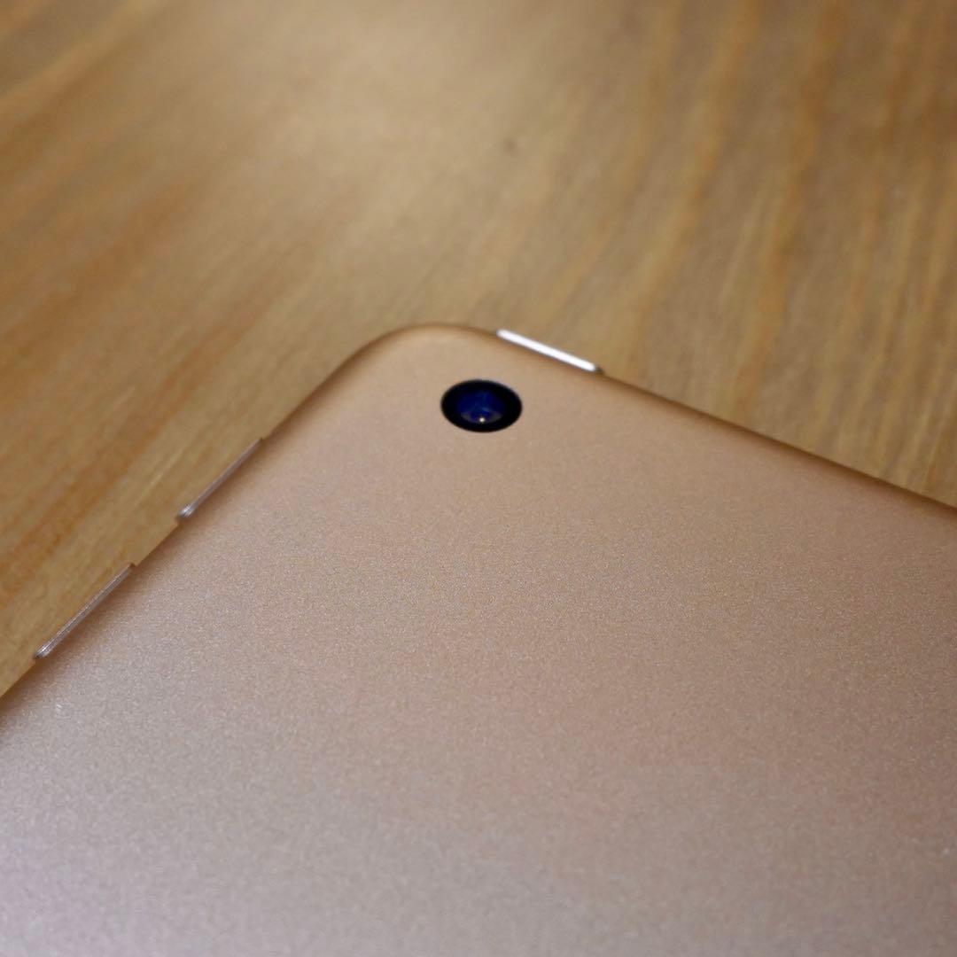 iPad アイパッド 第6世代 ゴールド 32GB（Wi-Fiモデル）