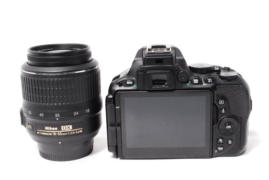 ◆WiFiで楽々転送◆Nikon D5500◆一眼レフカメラ◆すぐ使える◆美品◆