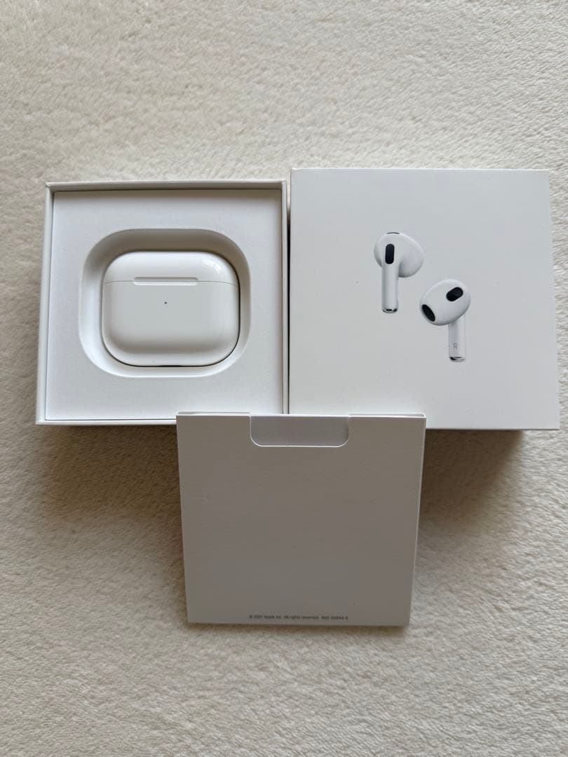 AirPods3 第三世代 ケーブルつき