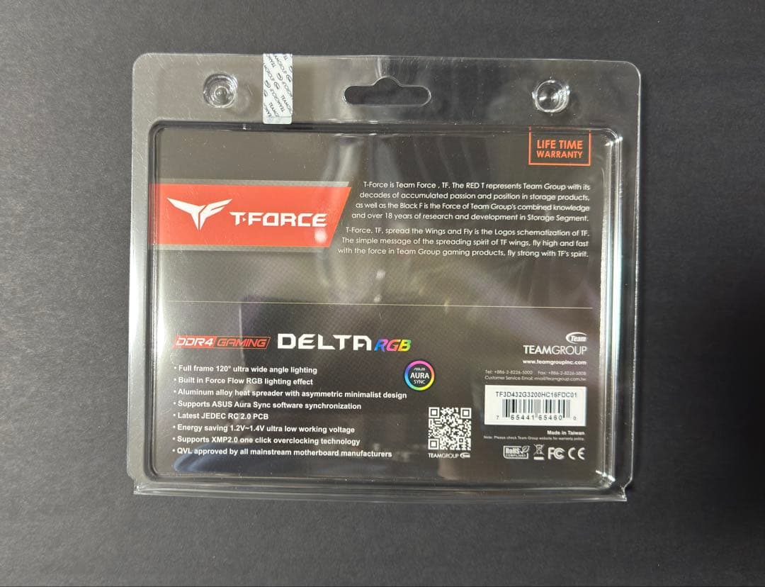 メモリ T-FORCE DELTA RGB 32GB DDR4 3200MHz