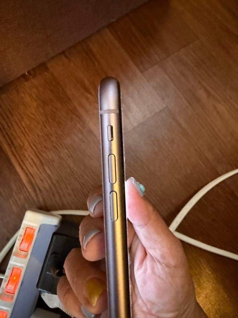 み*ん様 iPhone11 パープル ジャンク　部品取り　本体のみ