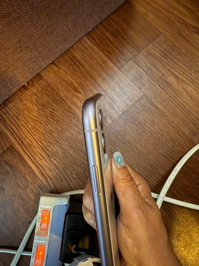 み*ん様 iPhone11 パープル ジャンク　部品取り　本体のみ