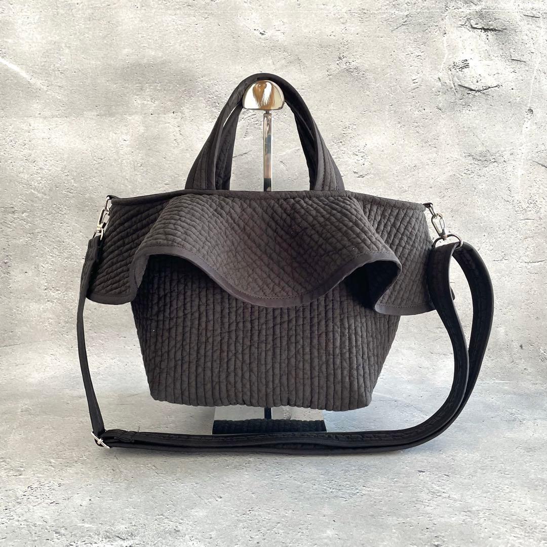 フレアフリル付きトートバッグ（M）　2way ヌビバッグ　BK ハンドメイド