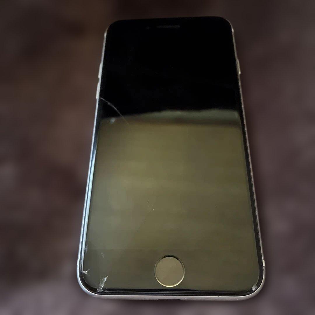 Apple iPhone SE2 ホワイト 64GB 画面ひびあり