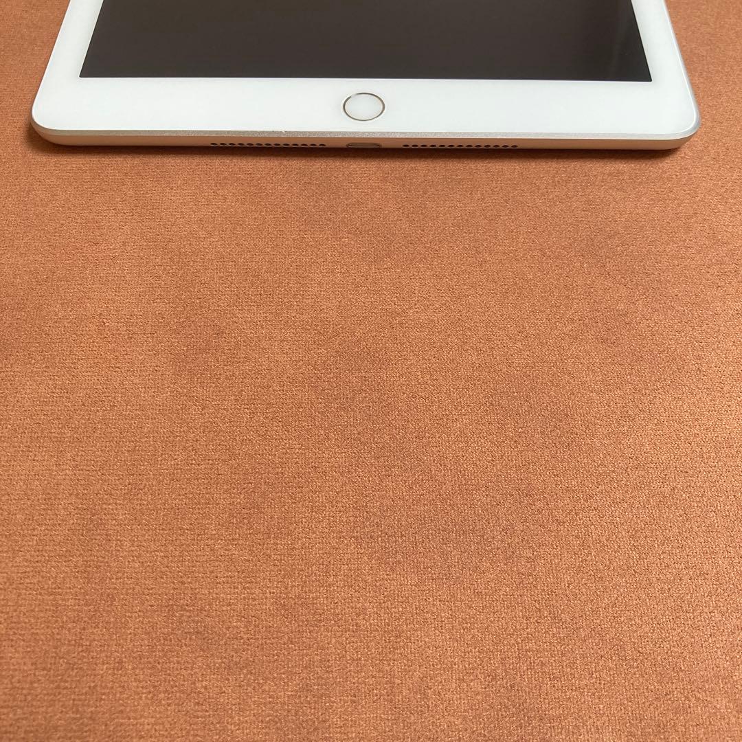 646【早い者勝ち】iPad5 第5世代 32GB WIFIモデル☆