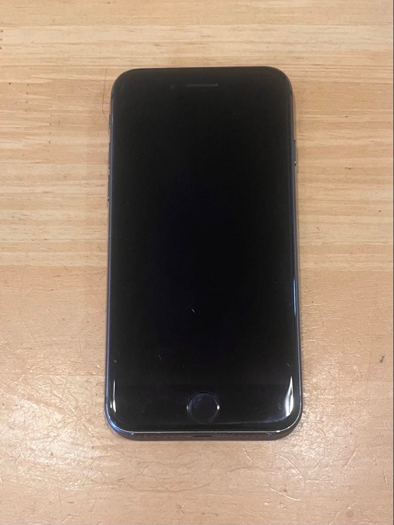 Apple iPhone8 ブラック　64GB