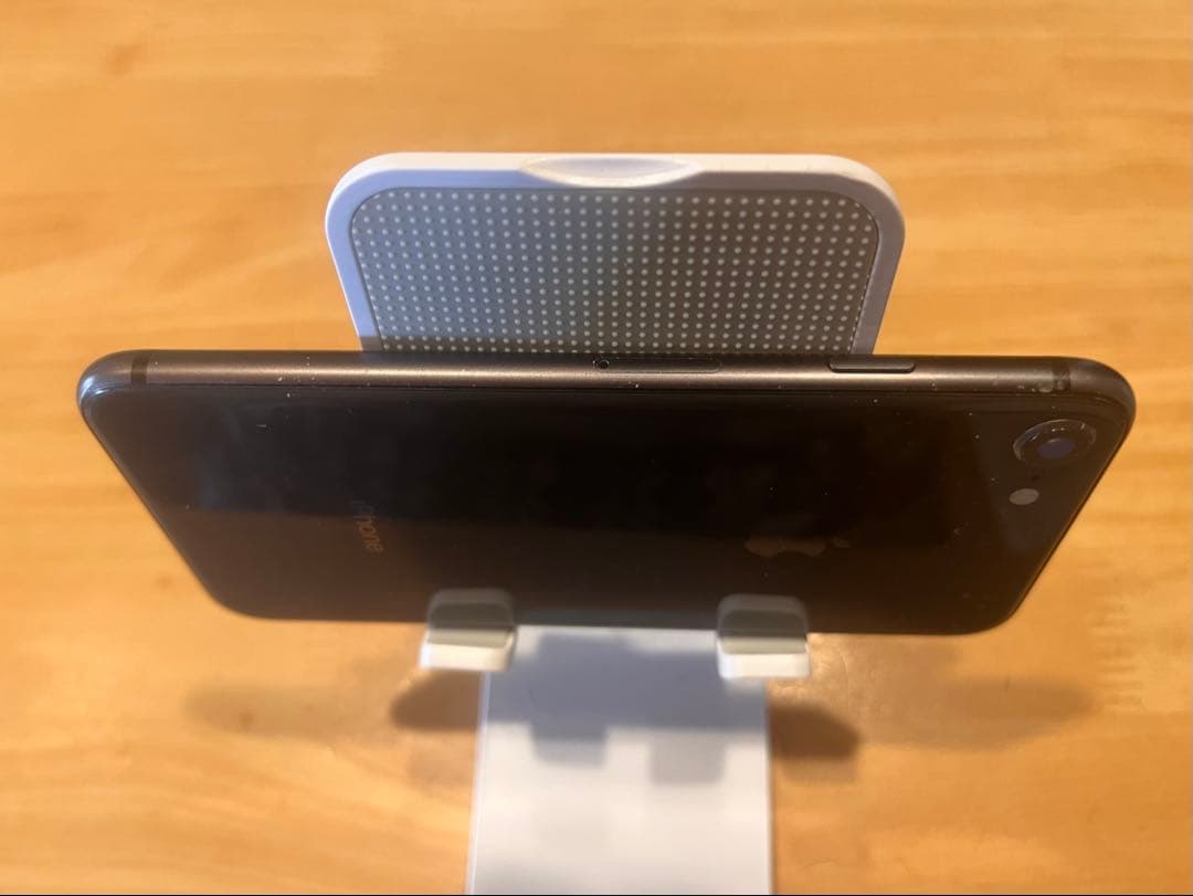 Apple iPhone8 ブラック　64GB