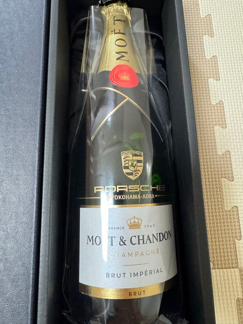 新品未開封MOËT&CHANDONモエエシャンドン750mlポルシェ刻印入り