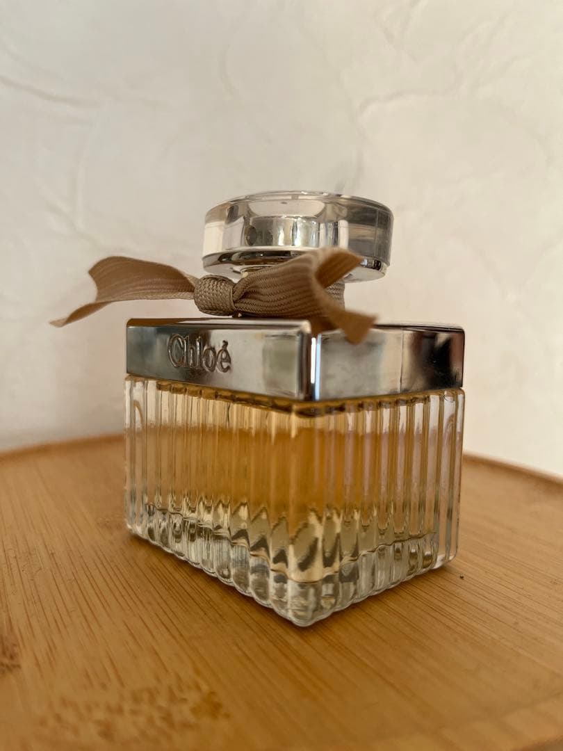 残量9割以上 クロエ オードパルファム 50ml リボン付き