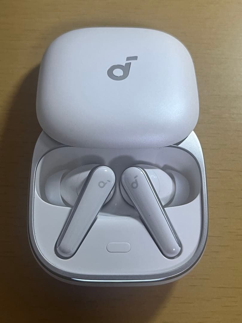 Anker Soundcore Liberty 5 ホワイト