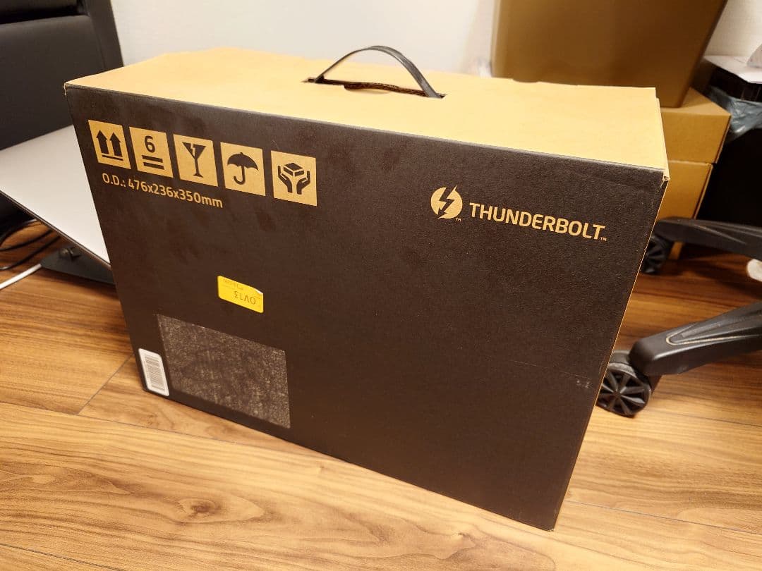 【完品・動作良好】Razer Core X Chroma 外付けeGPUボックス