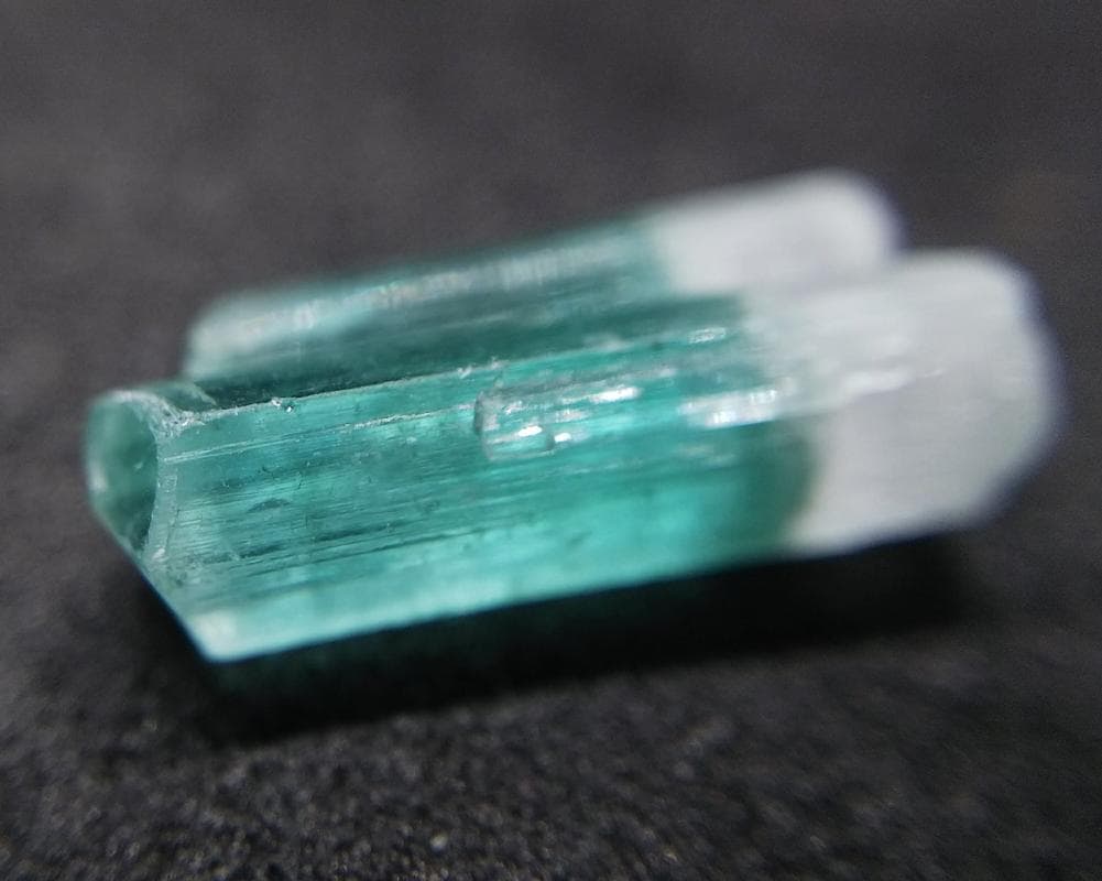 354 Peach鉱山産 トルマリン 結晶 原石