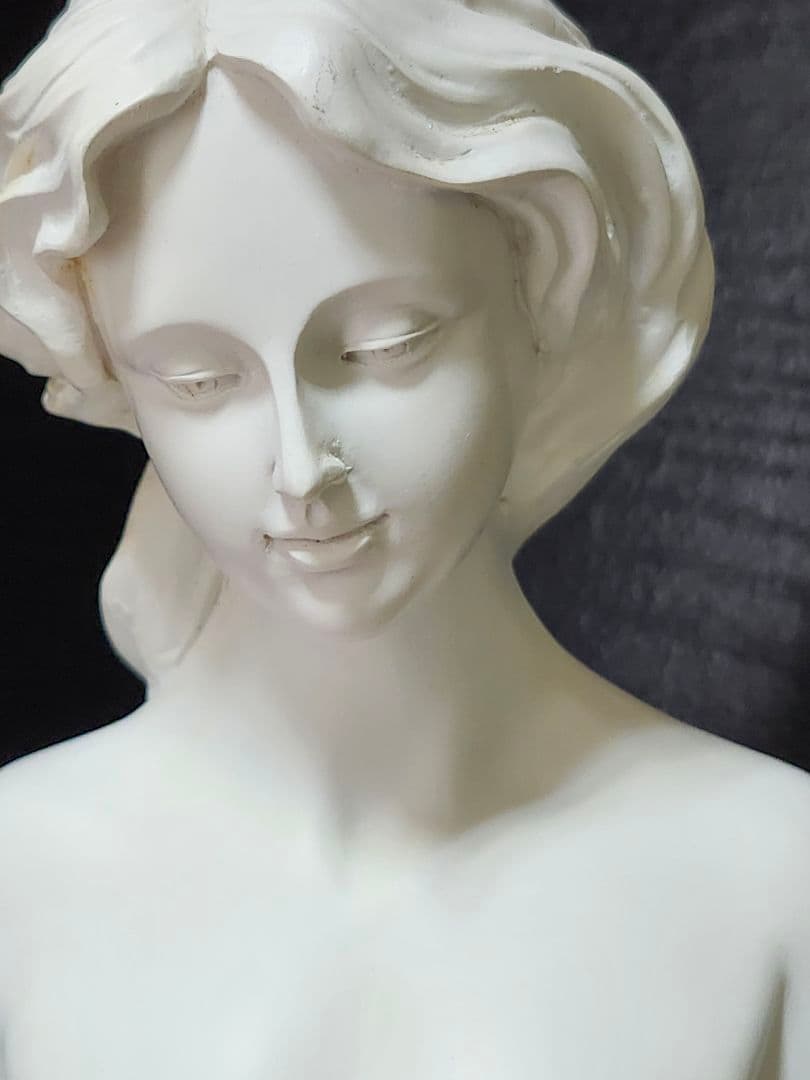 【値下】石膏彫調 女性像 約30cm
