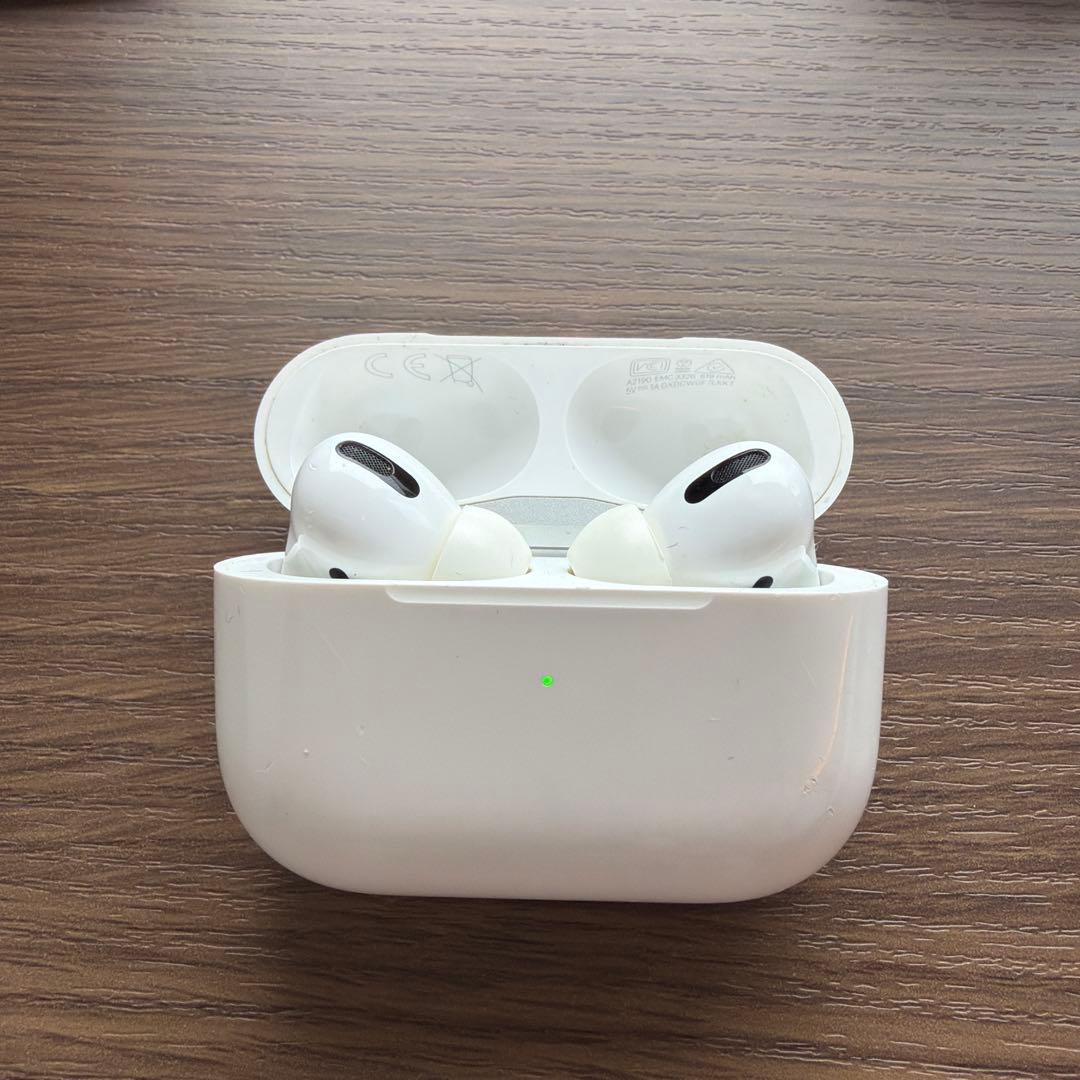 AirPods Pro 第1世代 Lightning ノイキャンOKApple