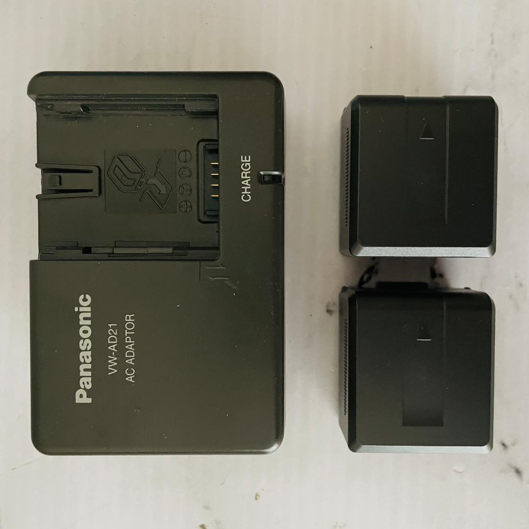 Panasonic HDC-SD5 バッテリー2個・新品8GBメモリーカード付