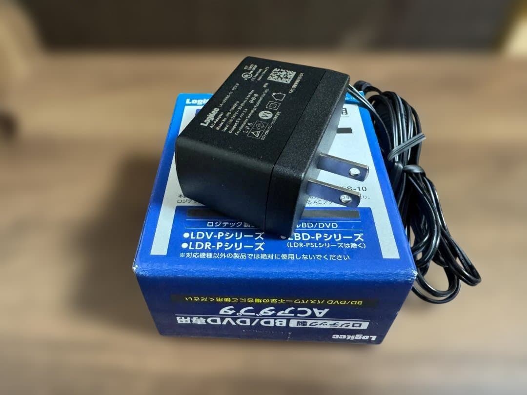 ロジテックブルーレイドライブLBD-PWB6U3CSBK + 専用ACアダプタ