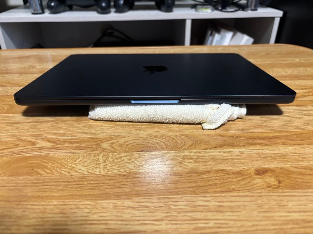 Apple MacBook Air M2 2022 カメラ不具合あり