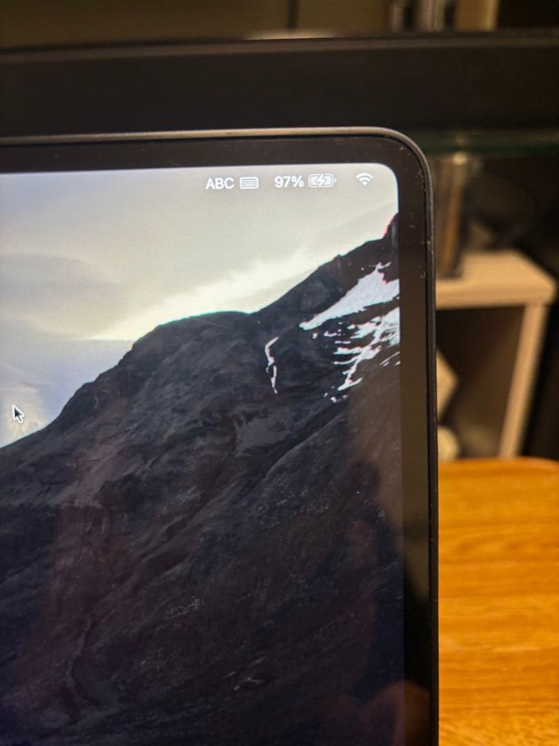 Apple MacBook Air M2 2022 カメラ不具合あり