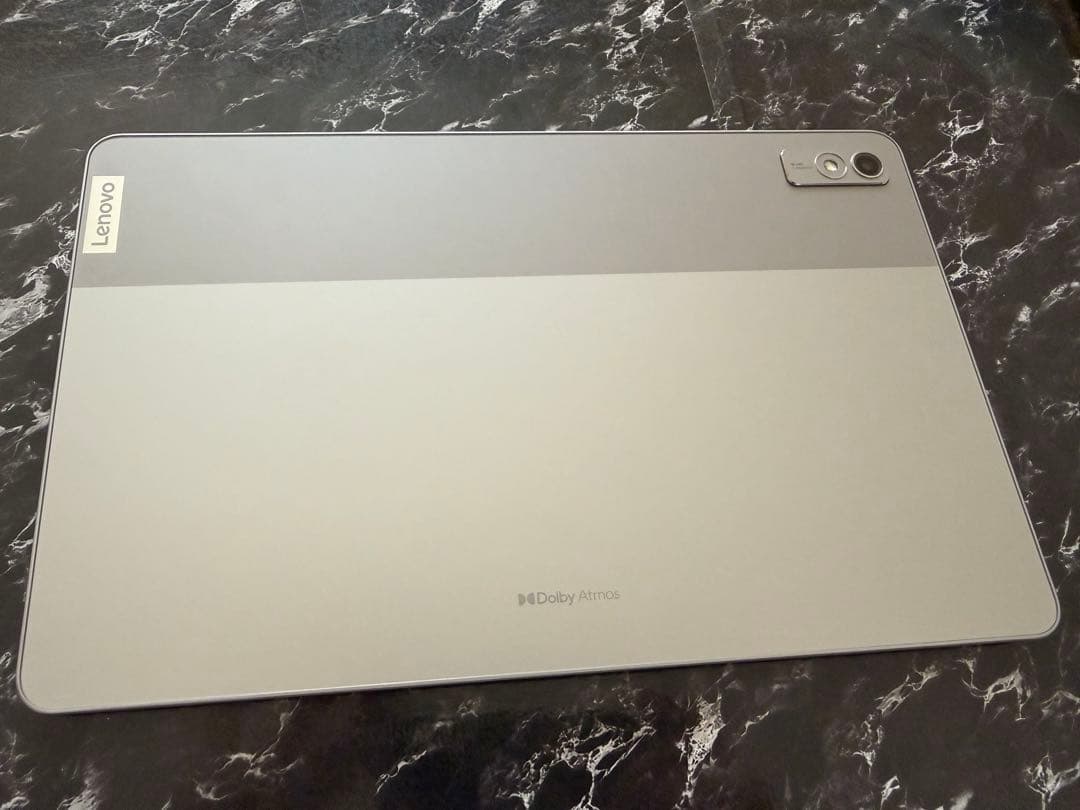 au Lenovo Tab M10a 5G LET02 グレー