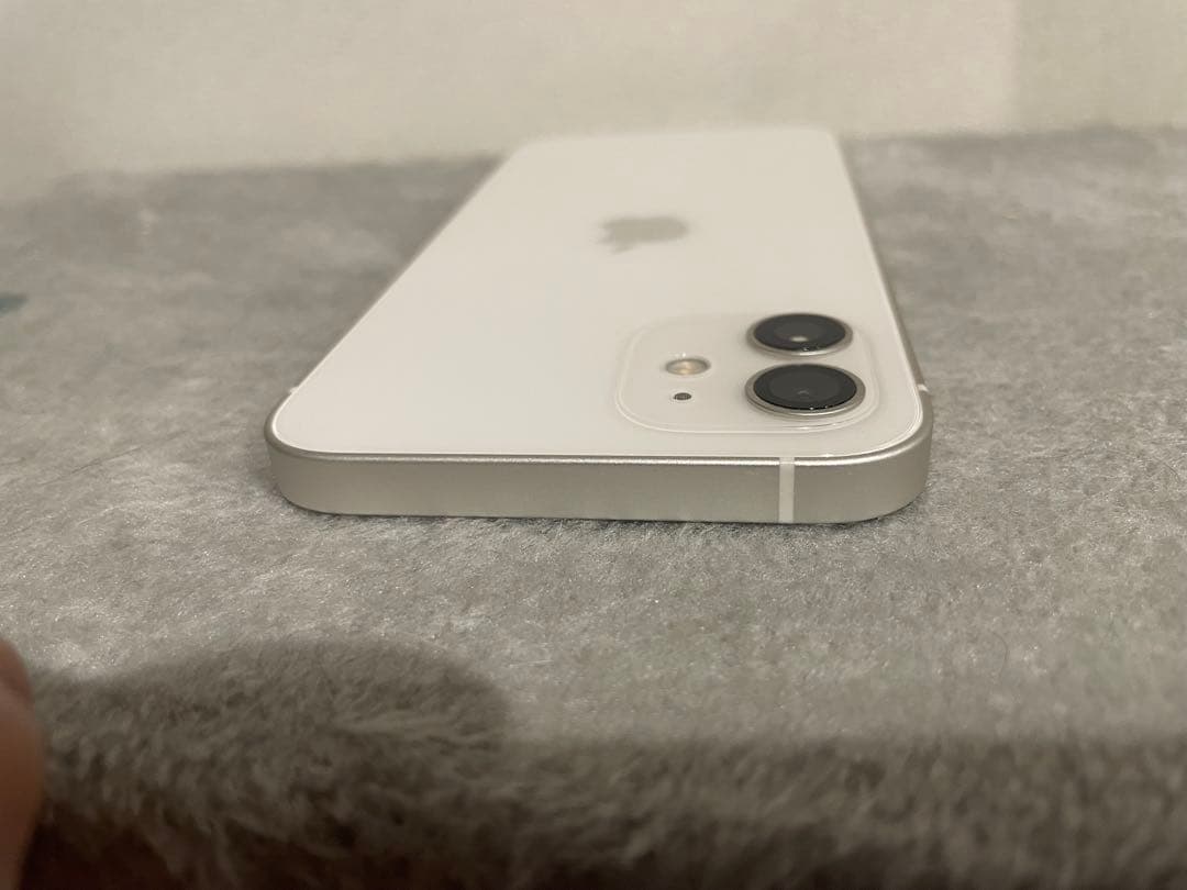 【極美品】iPhone12 ホワイト 128GB