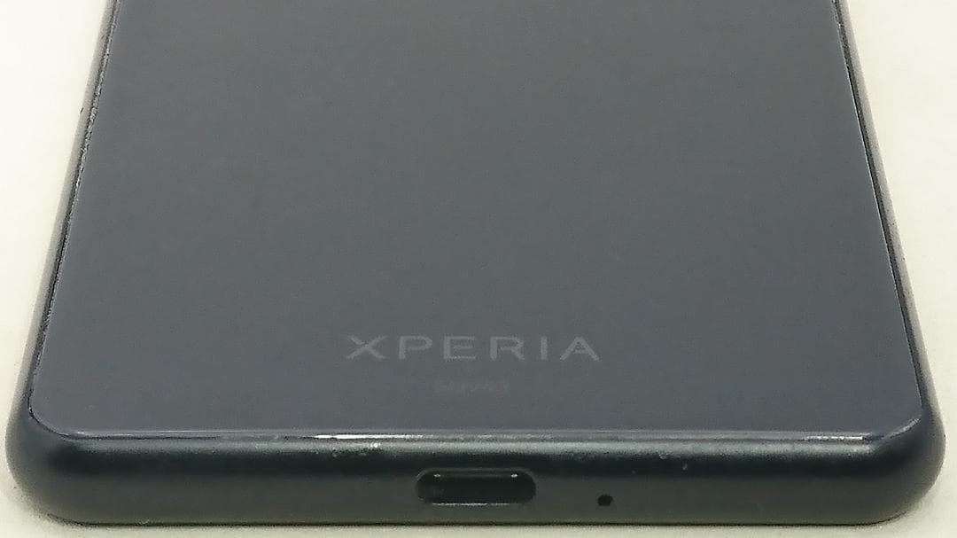 SONY Xperia 10 ll au SOV43 ブラック