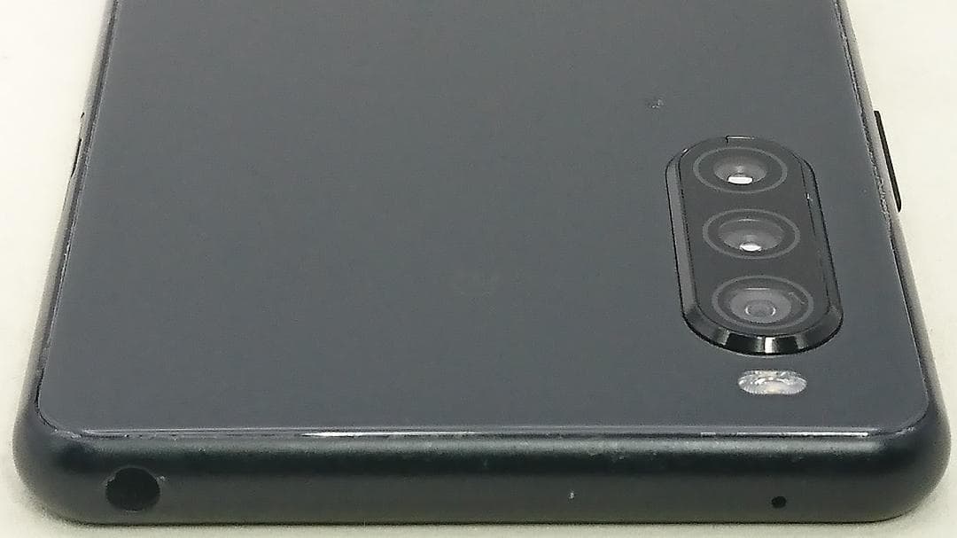 SONY Xperia 10 ll au SOV43 ブラック