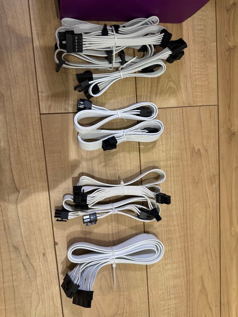 電源ユニット Cooler Master V850 GOLD V2 WHITE EDITION