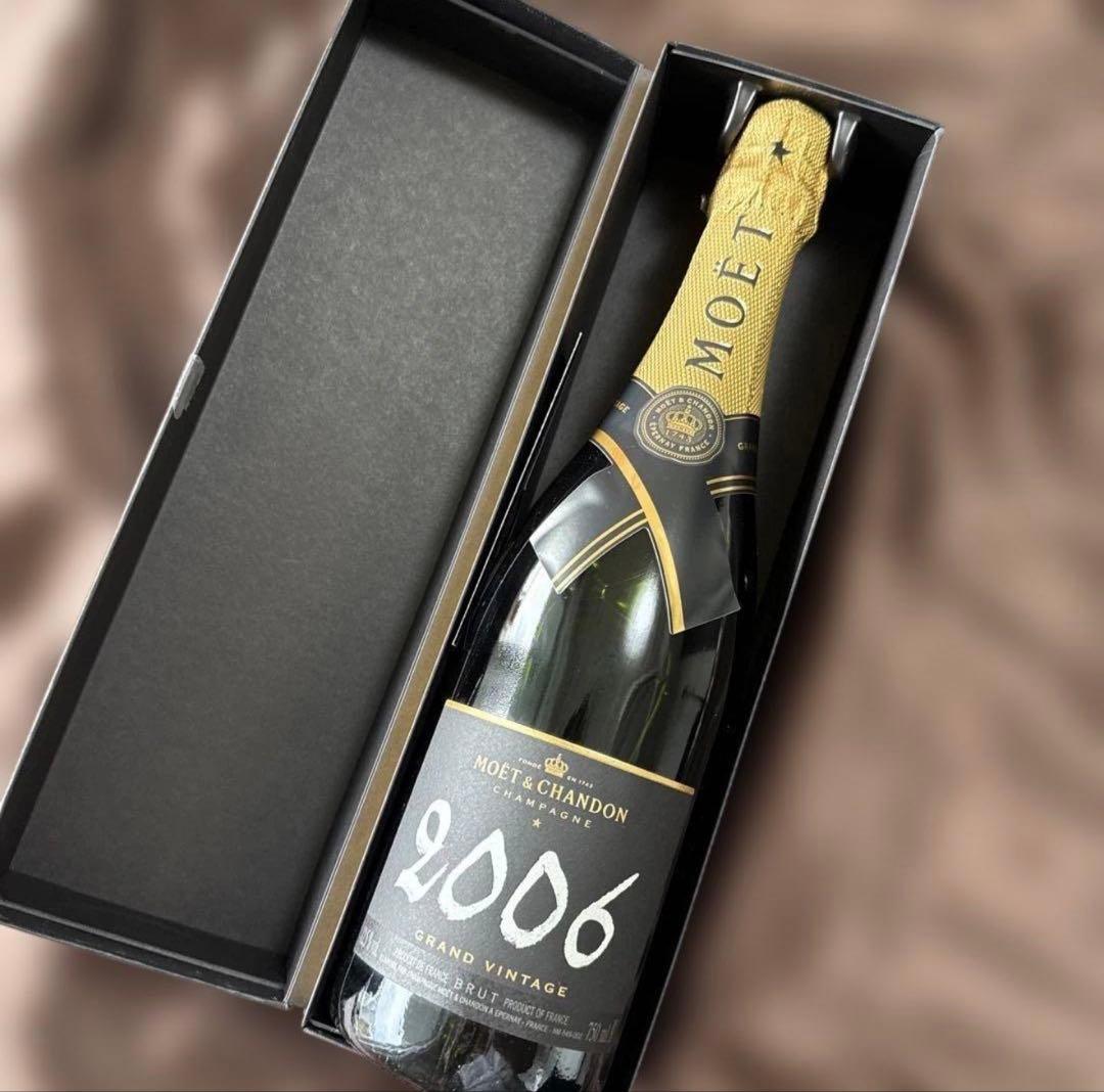 【専用】　MOET & CHANDON 2006 ROSÉ＆ White 2本