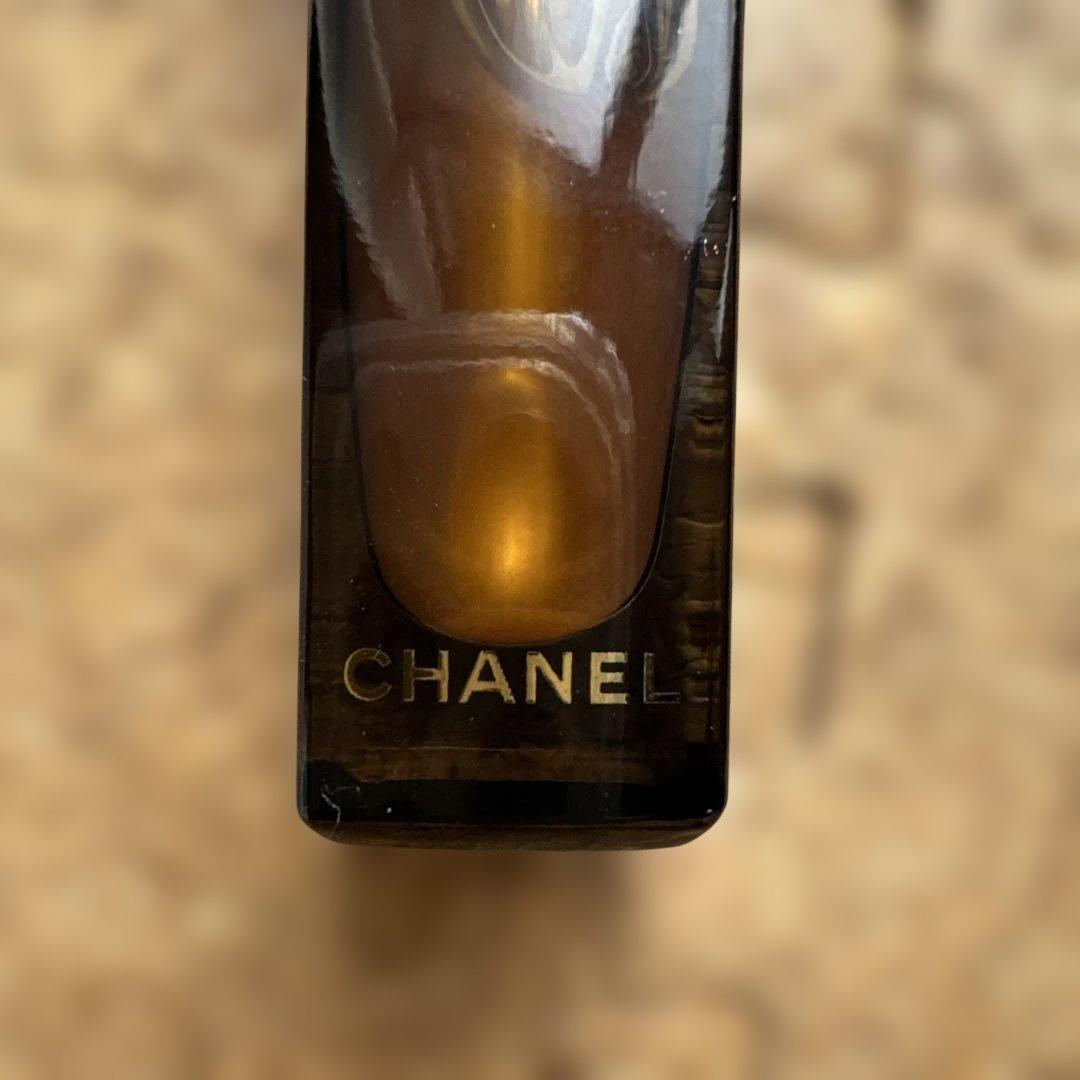 CHANEL サブリマージュ レクストレ ユイル レーヴル リップトリートメント