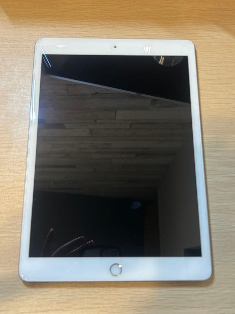 Apple iPad (第8世代) 128GB 本体のみ