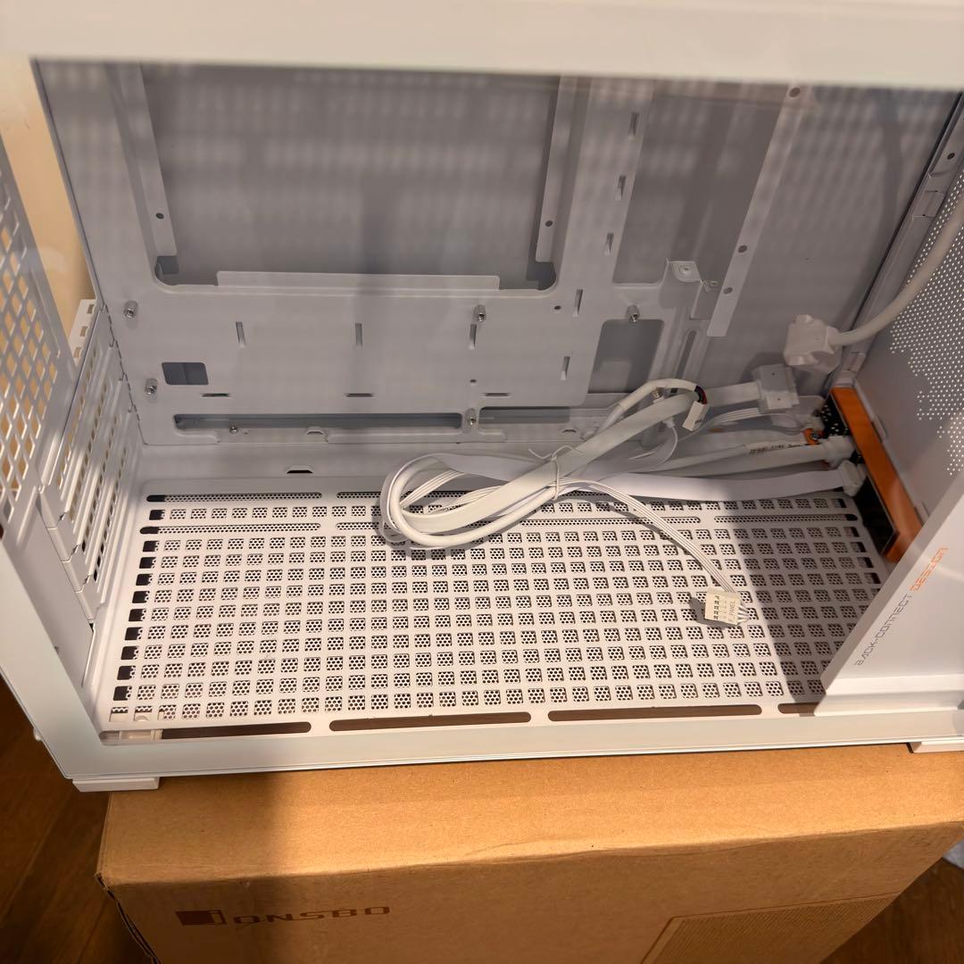 輝*姫様 JONSBO D32 STD NZXT F240