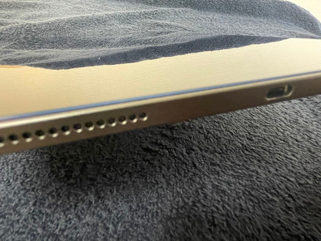 本体・キーボード付けます・箱あり　Apple iPad Pro 本体