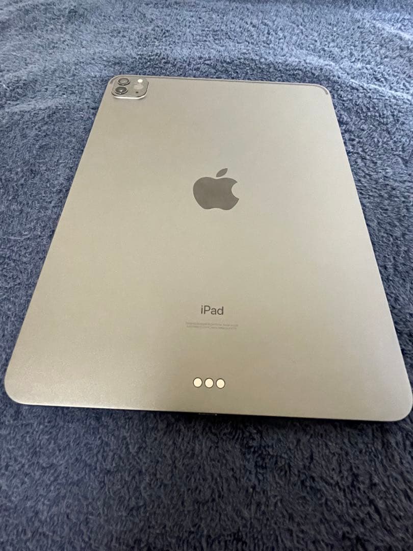本体・キーボード付けます・箱あり　Apple iPad Pro 本体